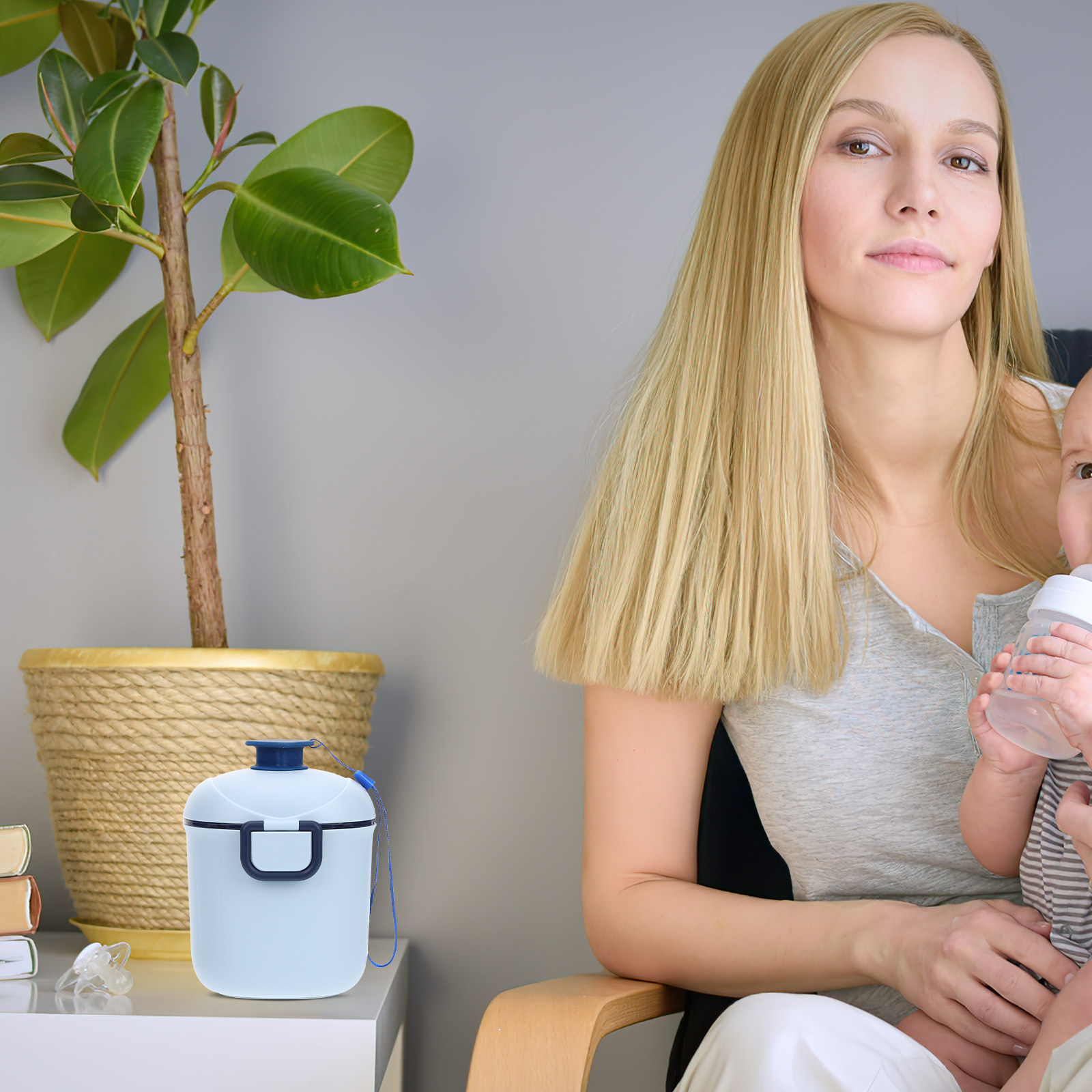 Portable Baby Formula Dispense - огляд і ціна Dry Food Baby