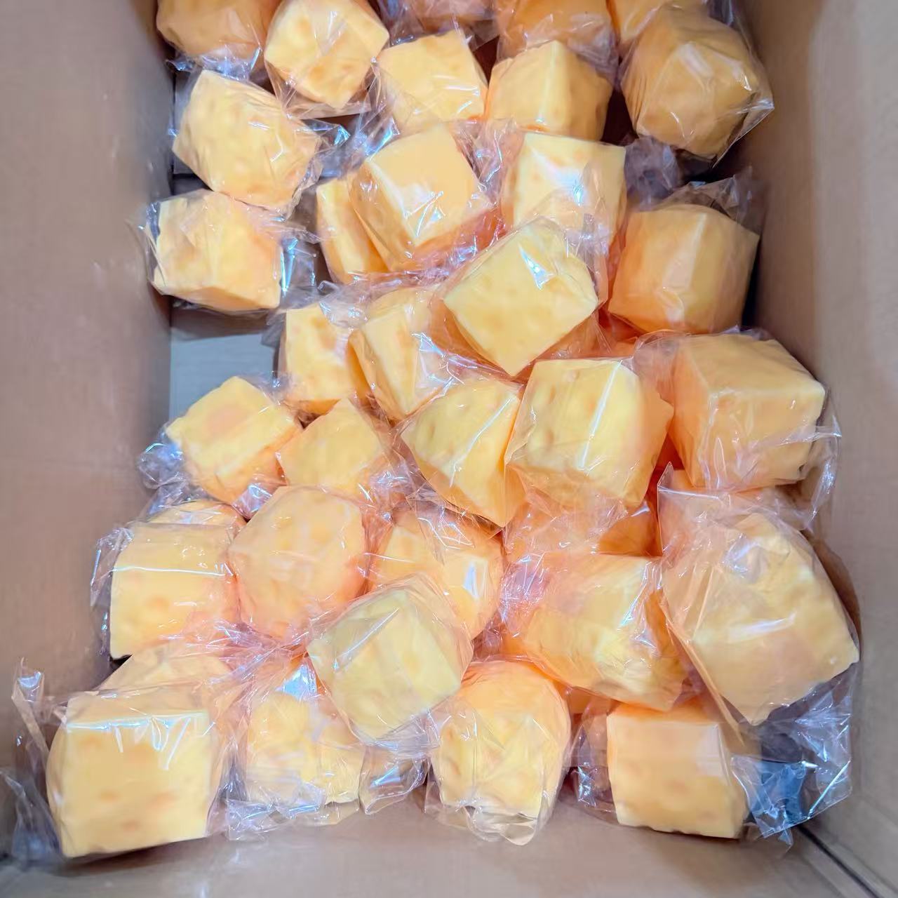 Large Squeeze Cheese Pinch Squ - огляд і ціна Baby Food Game